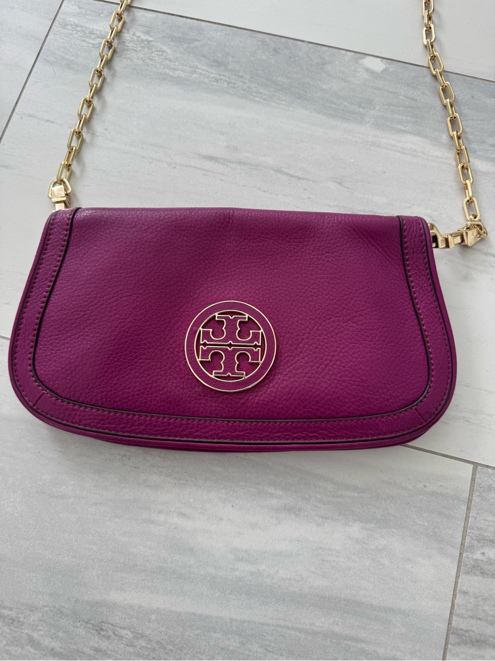 Tory Burch Magenta Amanda Leather Chain Shoulder Bag